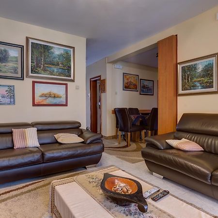 Apartments Varja Свети-Стефан Экстерьер фото